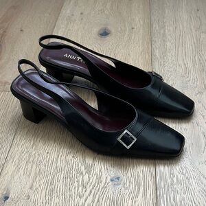 VINTAGE NEVER WORN Ann Taylor Black Leather Slingback Block Heels with Buckle